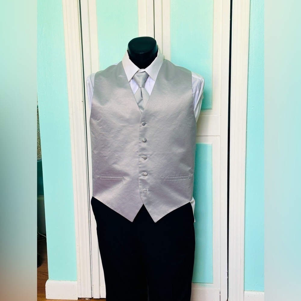 Platinum Silver Gray Satin Closed Back Vest and tie Wedding Prom Men’s S Small